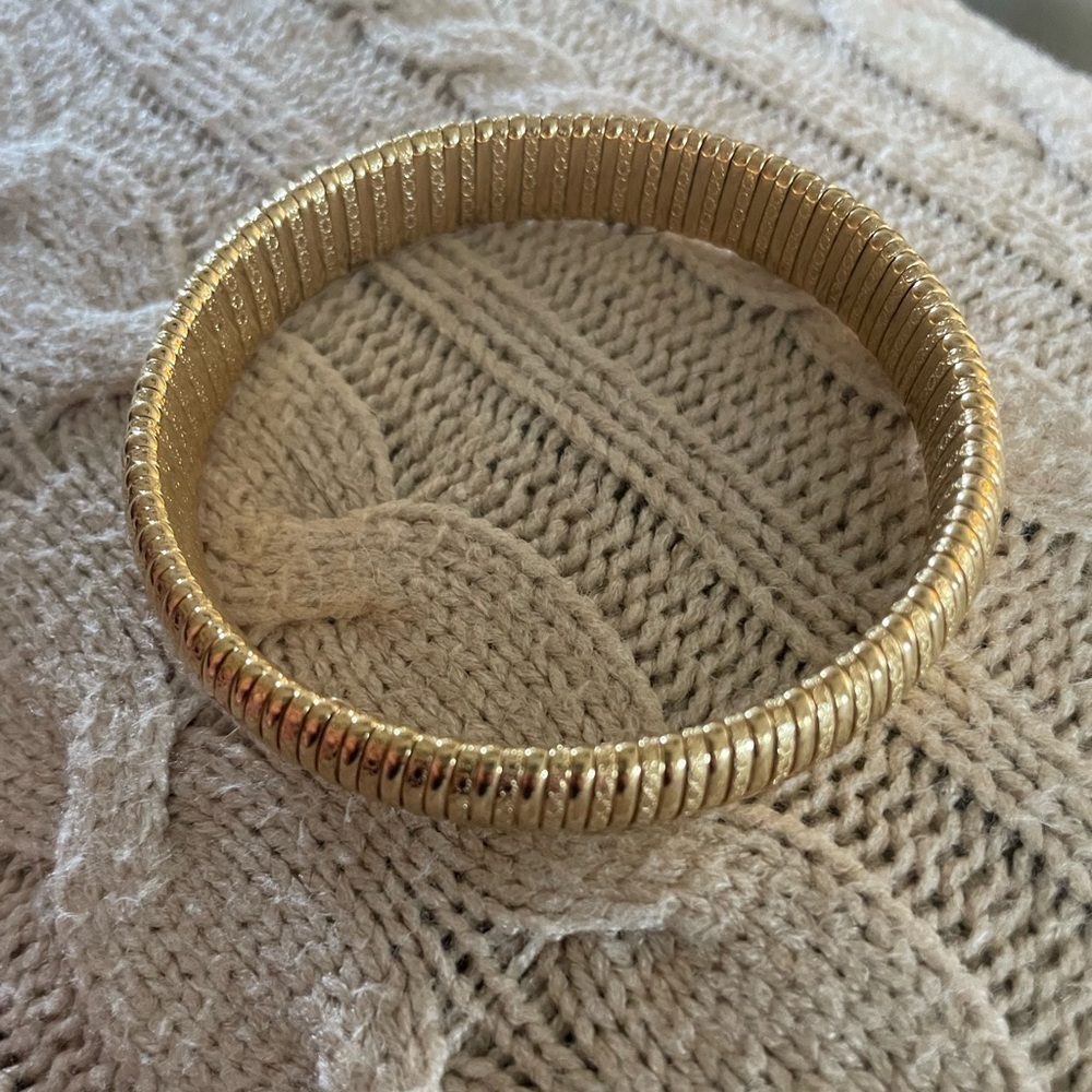 Avon Textured Gold Bracelet
